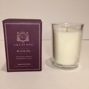 Aquiesse black fig hand poured candle 6.5 oz